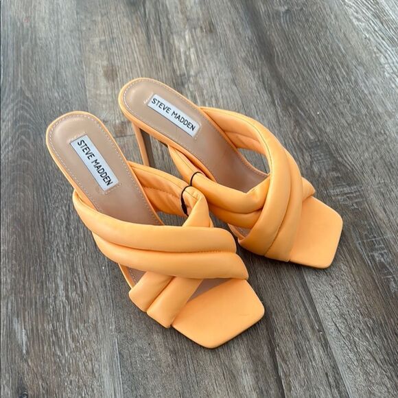 Steve Madden Women's Tenacity quilted high heel sandal Peach Size US 9 NWOB - Picture 6 of 9